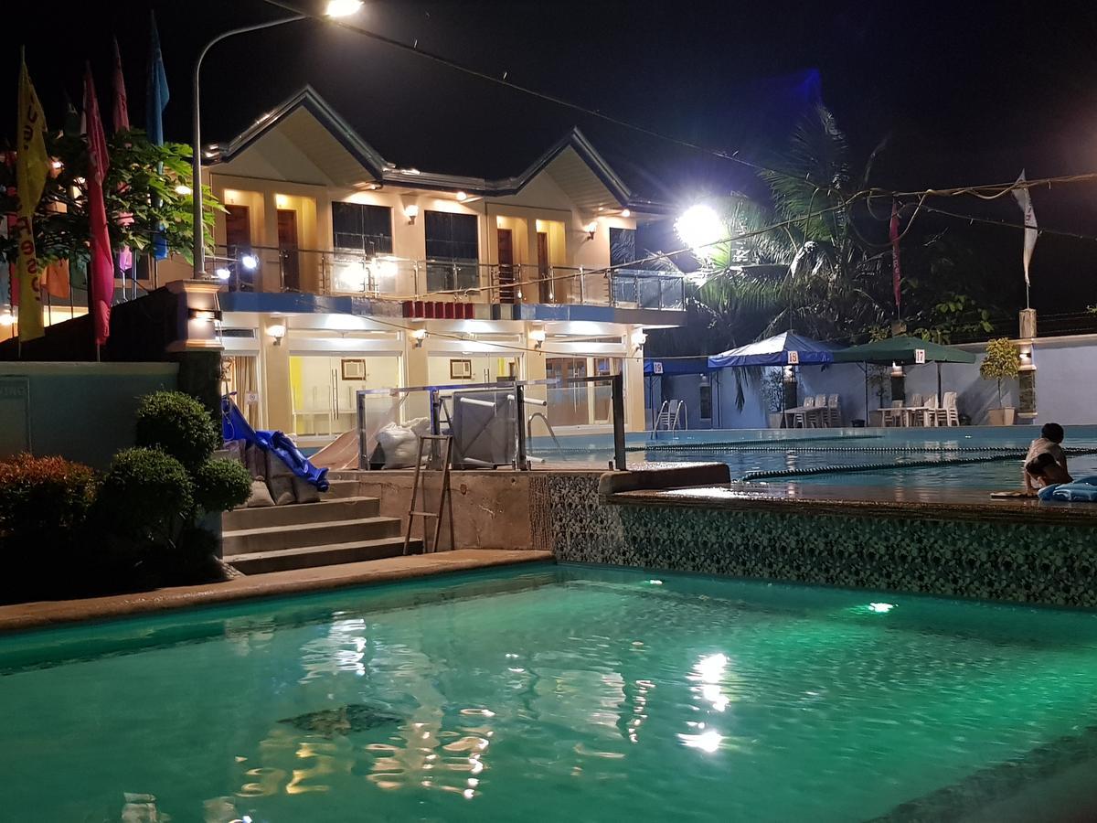 Eduardo'S Resort Calapan Buitenkant foto