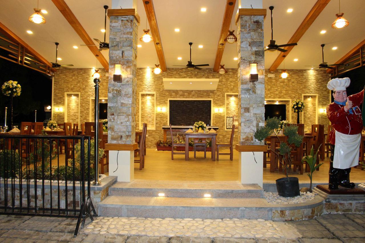Eduardo'S Resort Calapan Buitenkant foto